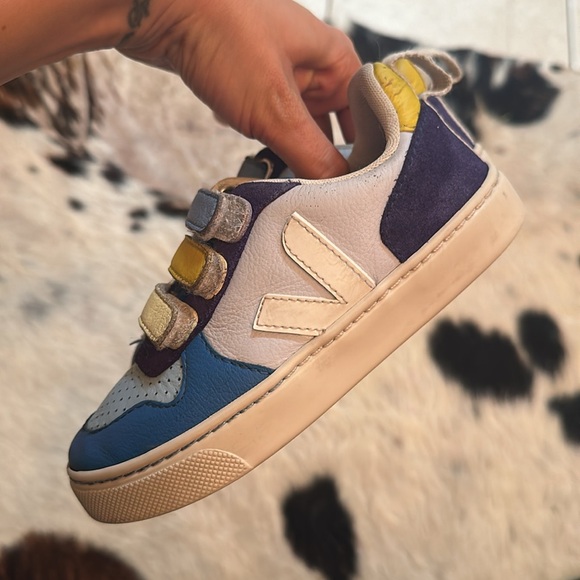 Veja V-10 - Multico Swan White - Picture 3 of 8